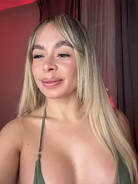 Snapshot of Alison_Diaz17 chatting on October 10, 11:53 pm Alison Diaz17 online show from October 10, 11:53 pm