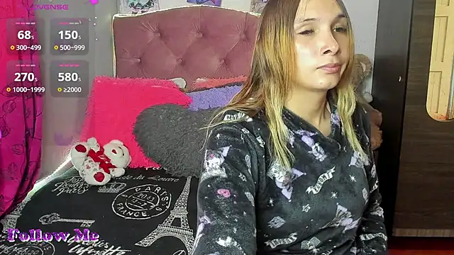 Tiffany bunny2023 online show from November 16, 9:04 pm