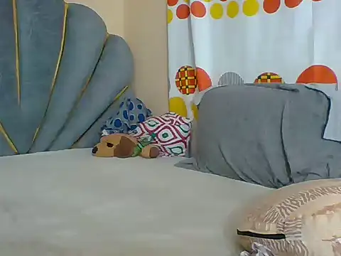 SexySally4 online show from April 23, 12:29 pm