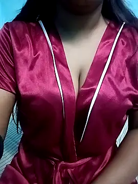 Snapshot of Gulabo-jaan chatting on October 14, 3:31 am Gulabo-jaan online show from October 14, 3:31 am