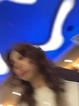 QuitieLia online show from February 26, 8:13 am