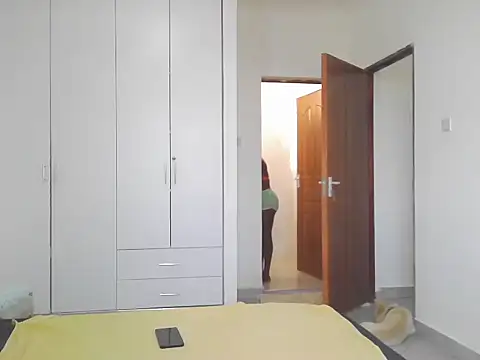 petiteebony 81 online show from November 2, 6:17 am