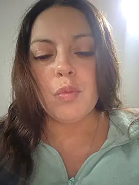 seherlatin online show from April 19, 11:51 pm