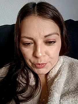 seherlatin online show from October 12, 5:15 pm