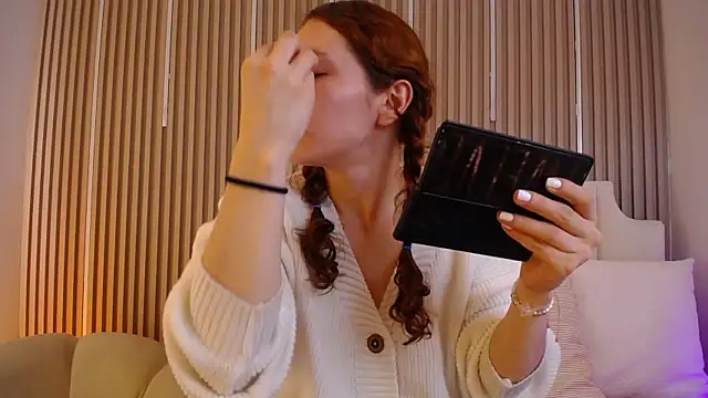 Katy Van online show from April 26, 9:12 pm