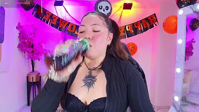 Isa reel online show from October 29, 7:49 pm