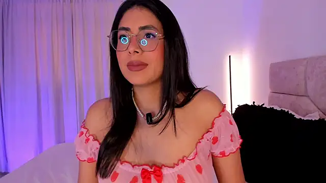 tina olsen07 online show from April 23, 4:53 pm