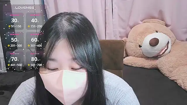 yuinyan3150 online show from November 19, 9:20 am