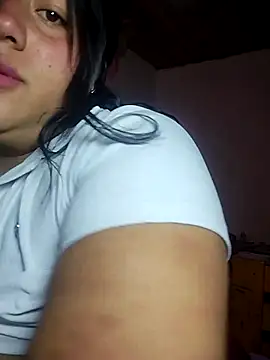 KATYGONZALEZ online show from June 10, 5:55 pm