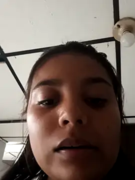 Snapshot of stefanie010 chatting on October 21, 5:28 pm stefanie010 online show from October 21, 5:28 pm