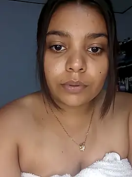 Snapshot of stefanie010 chatting on September 8, 7:13 pm stefanie010 online show from September 8, 7:13 pm