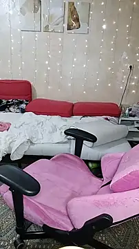 DenisHailey online show from January 8, 11:09 pm