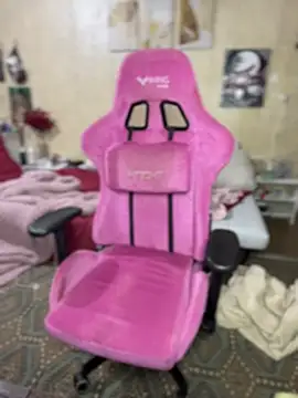 DenisHailey online show from July 12, 9:59 pm