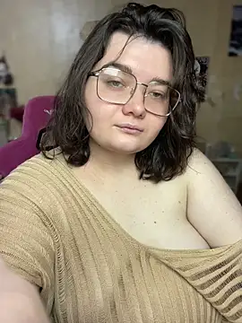 DenisHailey online show from July 17, 6:00 pm