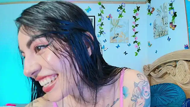 Teresa Moon  online show from October 10, 8:25 pm