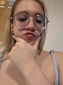 NaomiShimizu online show from April 23, 8:33 pm