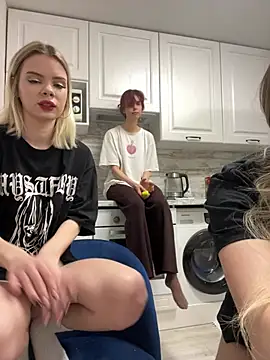 Lunalikaiya online show from April 24, 4:32 pm