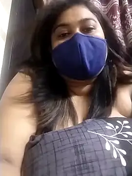 indianlisa5 online show from April 25, 7:33 pm