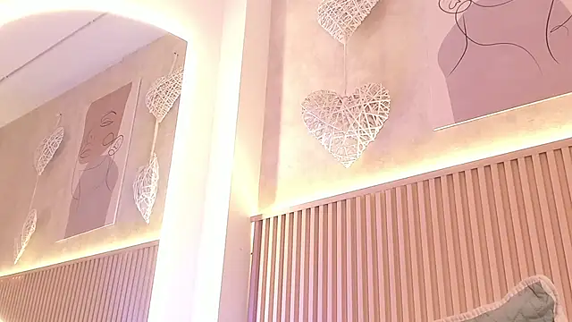 Snapshot of daiana_curly chatting on October 12, 8:22 pm daiana curly online show from October 12, 8:22 pm