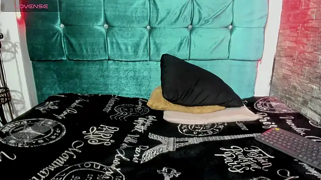 Cloee66 online show from April 20, 1:58 pm