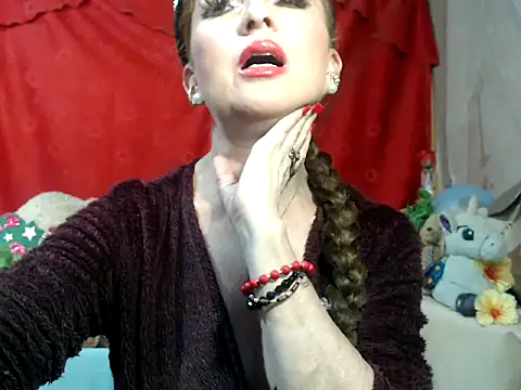 Snapshot of hottieperla chatting on October 4, 6:56 pm hottieperla online show from October 4, 6:56 pm