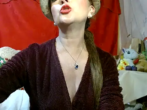 hottieperla online show from January 13, 8:02 pm