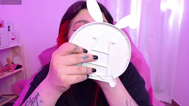 Sachi Meow online show from April 23, 7:05 pm