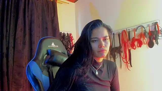 Snapshot of scarlet-kennedy98 chatting on October 16, 8:11 pm scarlet-kennedy98 online show from October 16, 8:11 pm