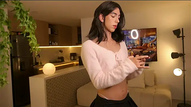 Ms Sammy online show from March 7, 1:45 am