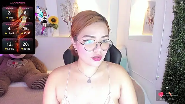 Abby Mae  online show from November 5, 8:03 pm