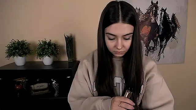 Lili magic online show from March 6, 10:43 am