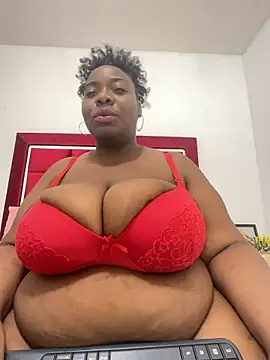 Breisy bigboobs online show from February 7, 8:02 pm