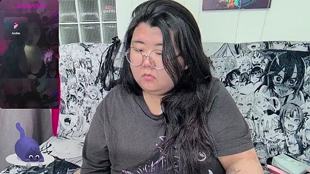 Snapshot of Nadine_asian chatting on September 16, 1:35 am Nadine asian online show from September 16, 1:35 am