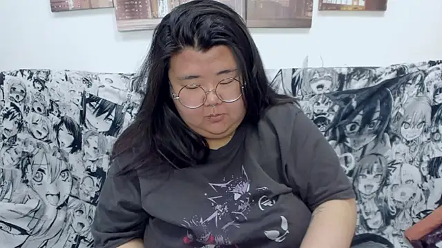 Snapshot of Nadine_asian chatting on October 16, 6:38 am Nadine asian online show from October 16, 6:38 am