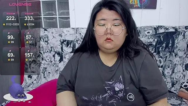 Snapshot of Nadine_asian chatting on October 19, 8:49 am Nadine asian online show from October 19, 8:49 am