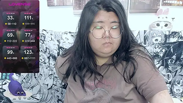 Snapshot of Nadine_asian chatting on October 7, 2:05 am Nadine asian online show from October 7, 2:05 am