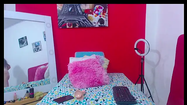 Snapshot of dulce_sexy20 chatting on October 2, 8:58 pm dulce sexy20 online show from October 2, 8:58 pm