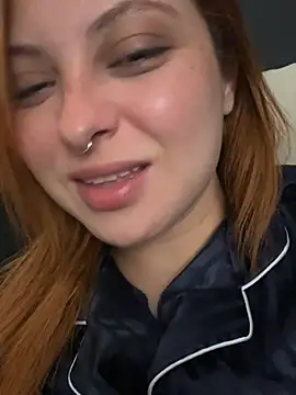 izyzys baker online show from April 25, 11:02 pm