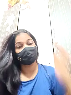 indianliza online show from April 7, 2:57 am