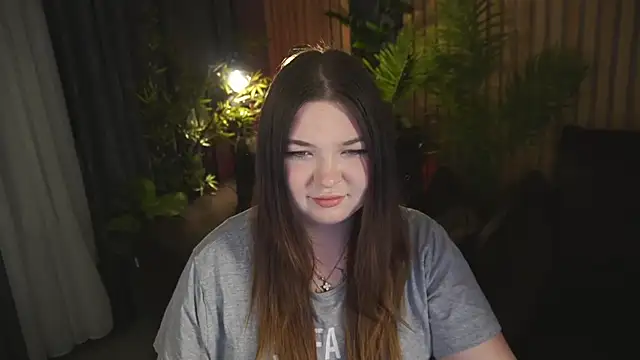 RosieMoons online show from November 20, 8:10 pm