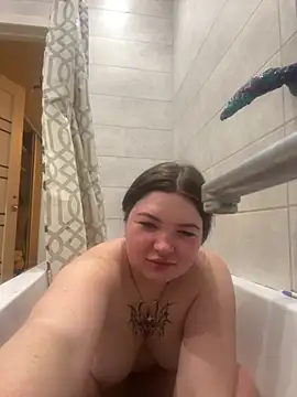 RosieMoons online show from October 9, 6:17 am