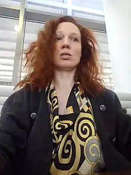 Exhibitionsplit online show from April 26, 11:08 am