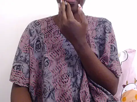 black   ghodess online show from December 17, 11:36 am