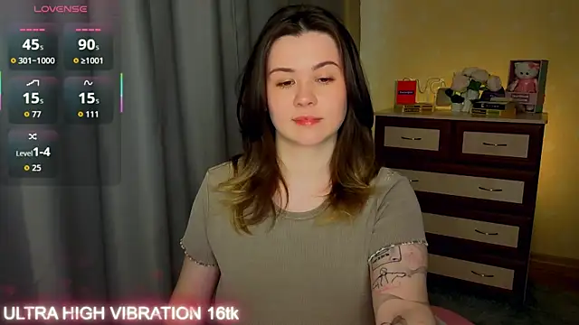 cutie mili online show from May 14, 9:37 am