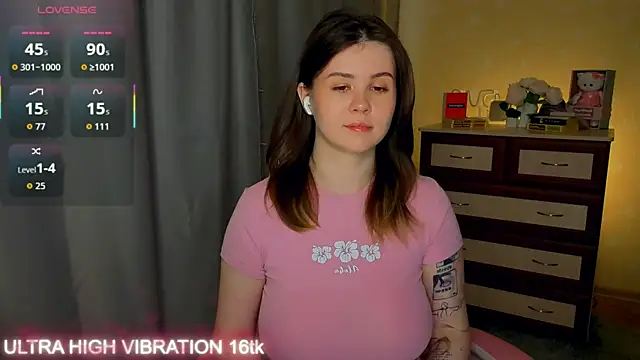 cutie mili online show from May 17, 10:47 am