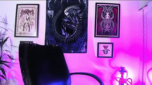 irregular fetish  online show from July 7, 10:45 pm