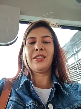 Snapshot of scarlett_moore chatting on October 5, 2:33 pm scarlett moore online show from October 5, 2:33 pm