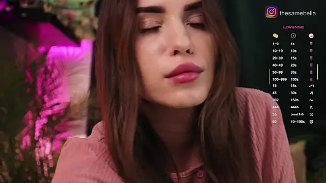 BabyYoda- online show from October 22, 4:12 pm