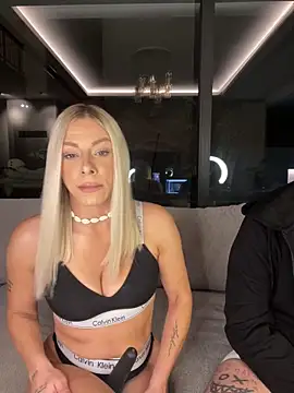 SexOnMyLvL online show from April 20, 8:23 pm