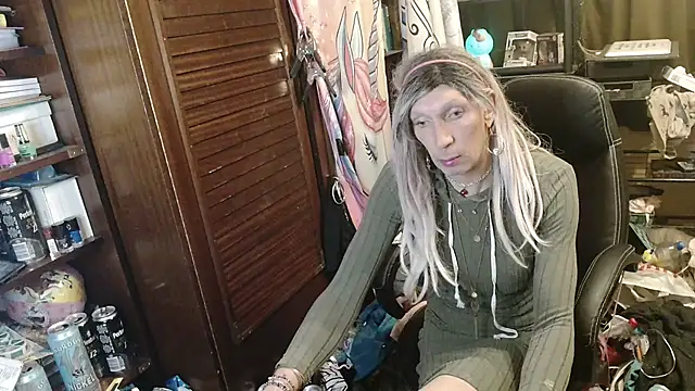 Ombeline1 online show from April 22, 7:44 pm